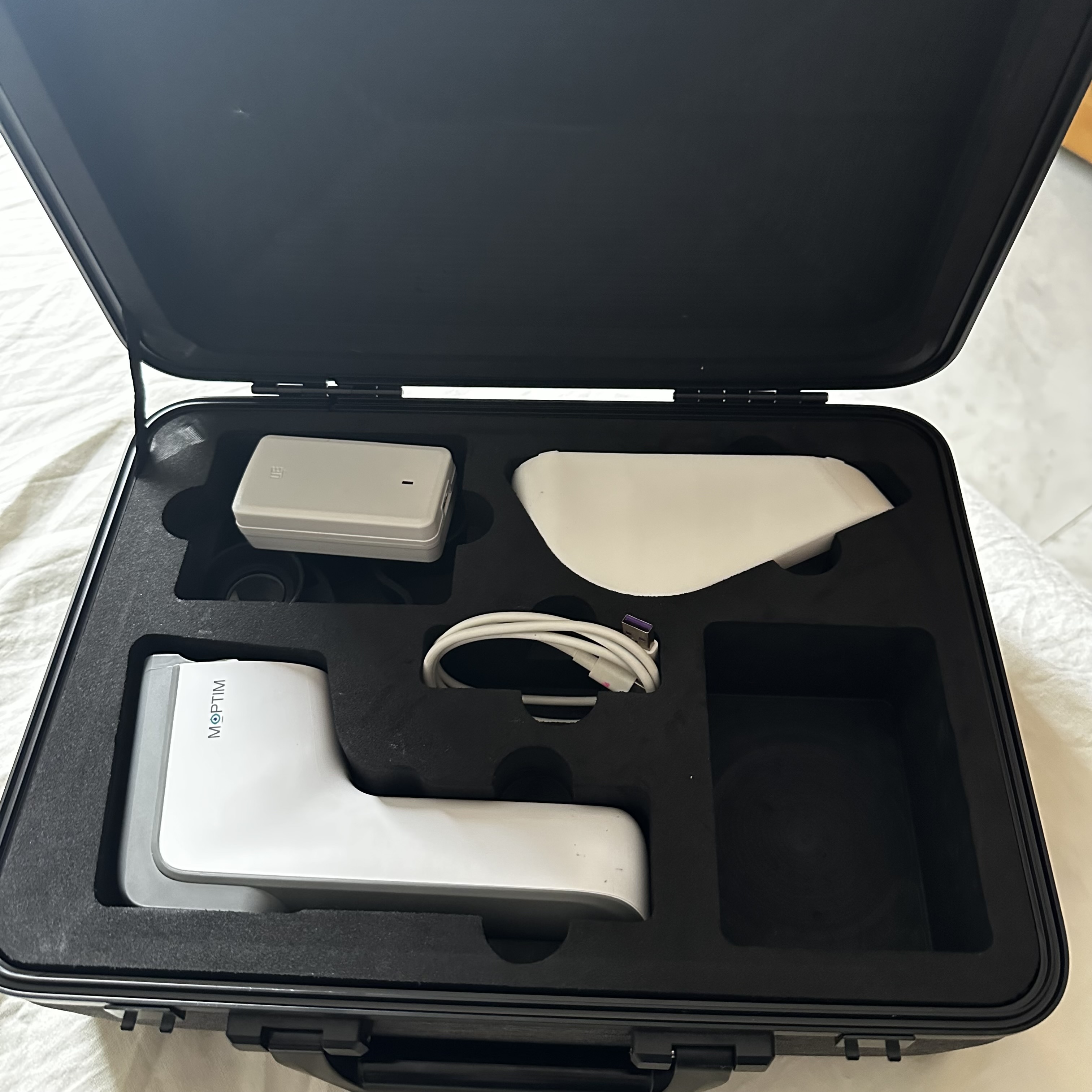 Auto Refrator Portátil easyRef MOPTIN - R$ 20.000,00