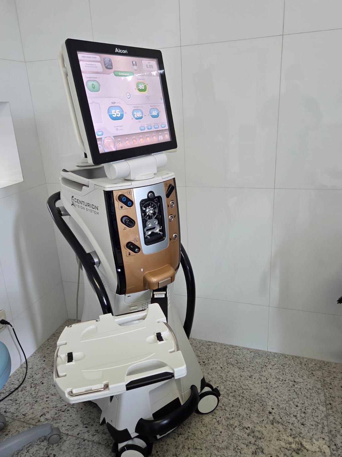 Faco Centurion Alcon Novíssimo Faco Centurion Alcon Novíssimo